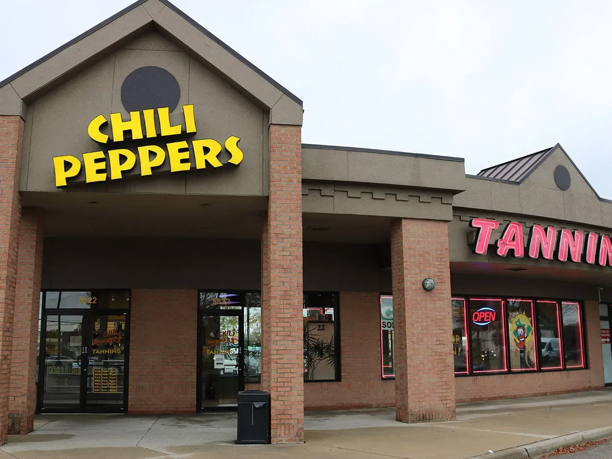 5822 15 Mile Rd, Sterling Heights