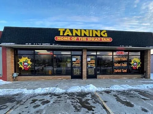 31350 Harper Avenue, St Clair Shores, MI 48082