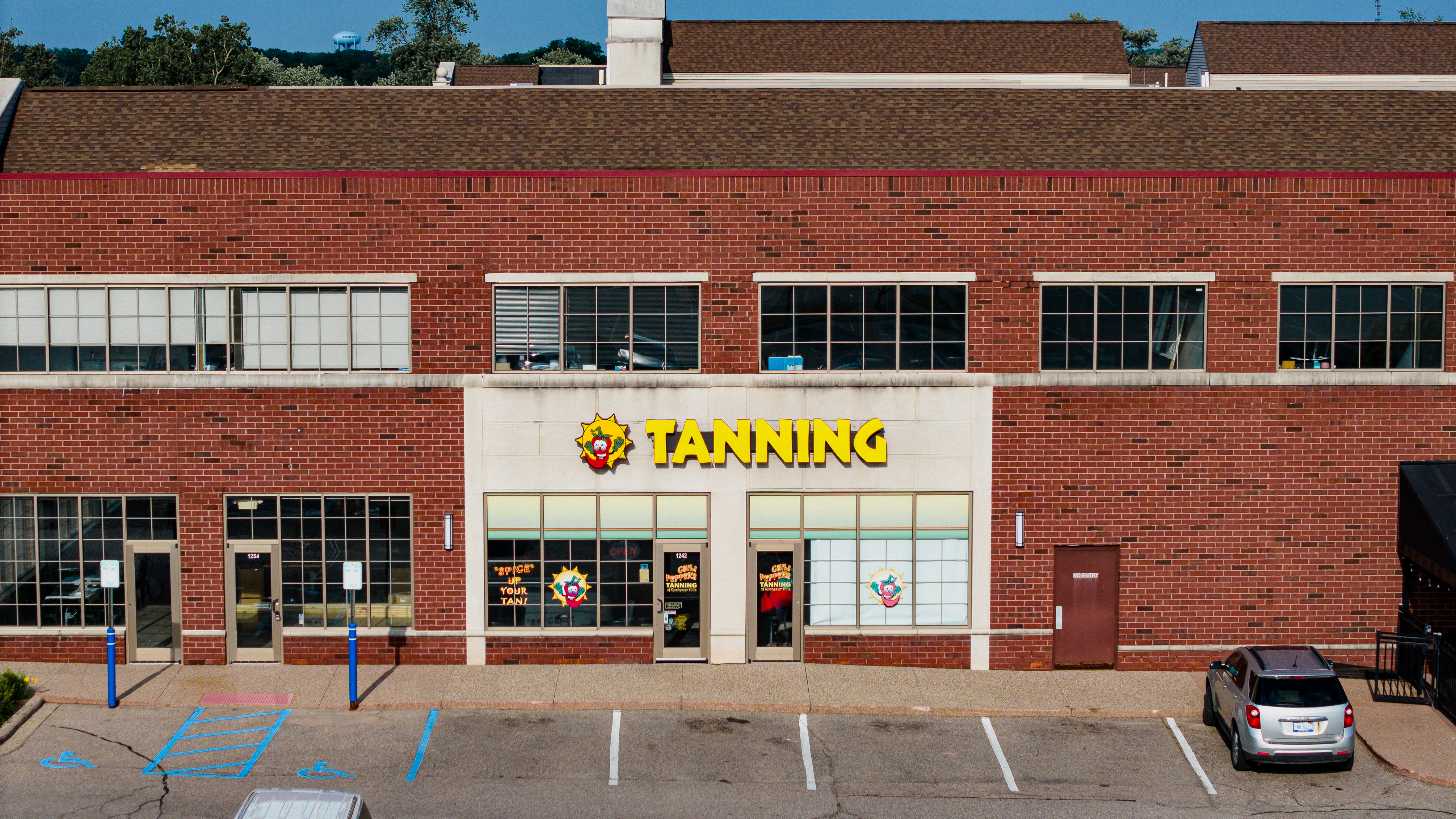 1242 Walton Blvd, Rochester